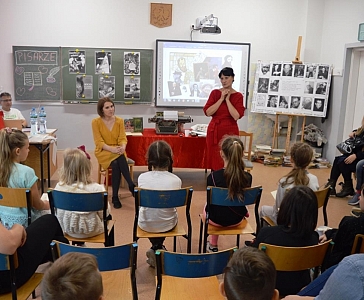 Dziennikarka i pisarz