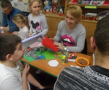 Warsztaty plastyczne w II c